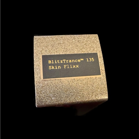 Pat McGrath Labs BlitzTrance Lipstick Skin Flixx - Picture 2 of 5
